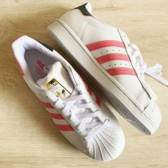 adidas superstar - Picture 2 of 8